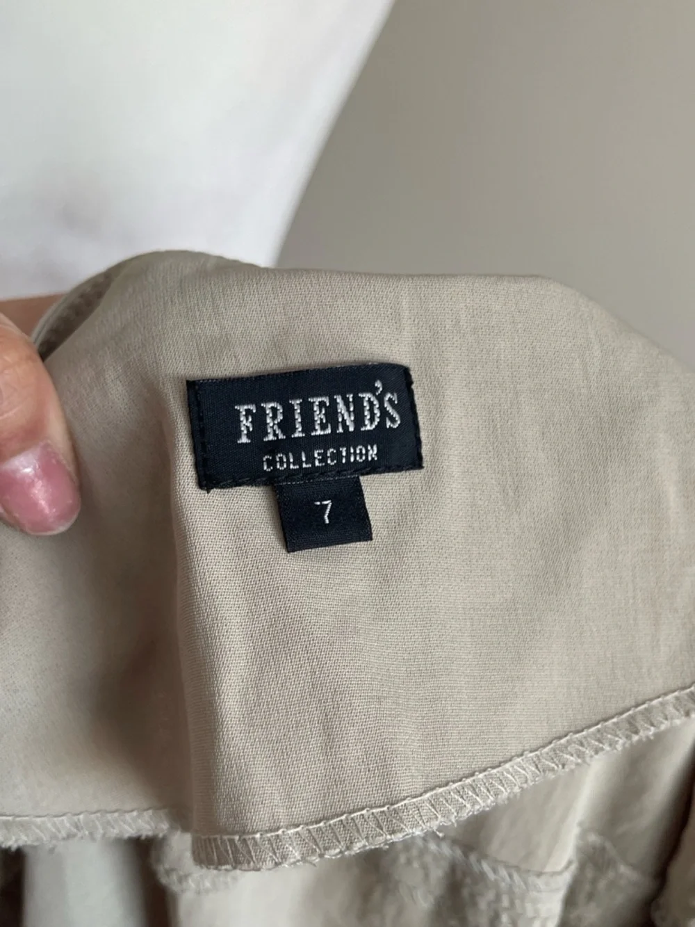 Beige Tailored Button-Front Blazer Top Size 7 - Picture 5 of 5